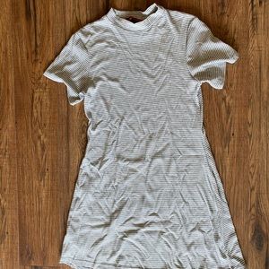 Hot Kiss Mock Neck S/S Striped Dress